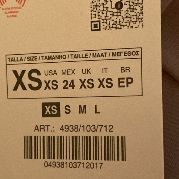 NWT. Zara Cream Viscose Blend Knit High-Waisted Skirt with Buckles. Size XS. - Picture 8 of 10